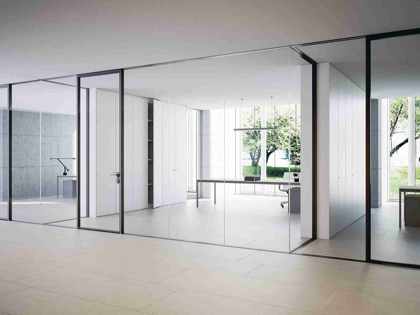 trend per l'arredamento ufficio parete vetrata