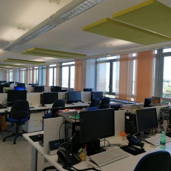 call-center-e-pannelli-fonoassorbenti-a-soffitto-211152