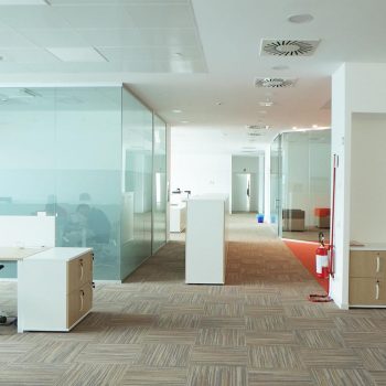 ristrutturazione-e-arredo-per-nuovi-uffici-operativi-a-milano-208752