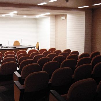 ristrutturazione-e-arredo-sala-conferenza-a-torino-211721